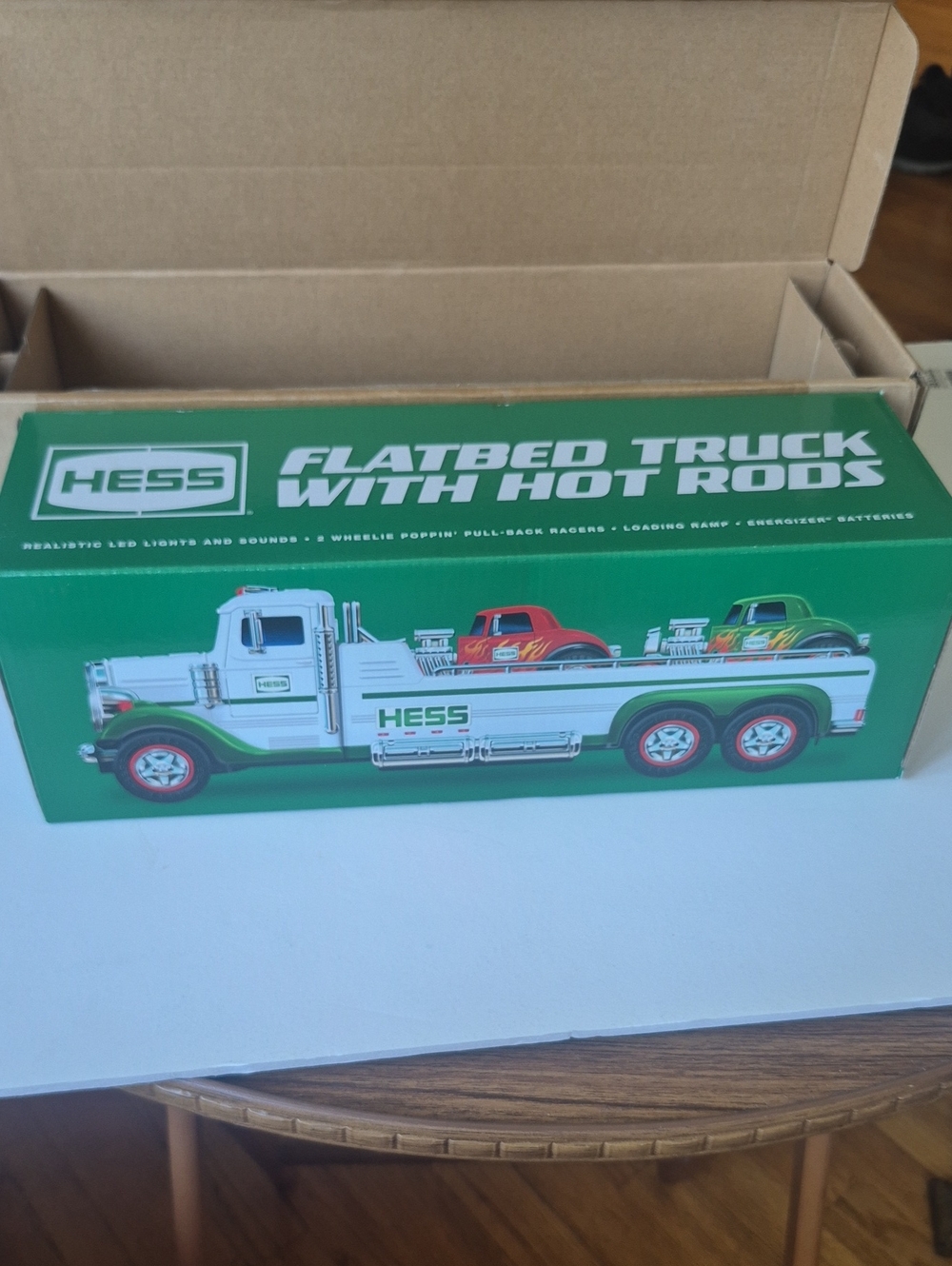 Hess 2022 White Flatbed Truck with Hot Rods - Kids Vehicles . New In Box .
